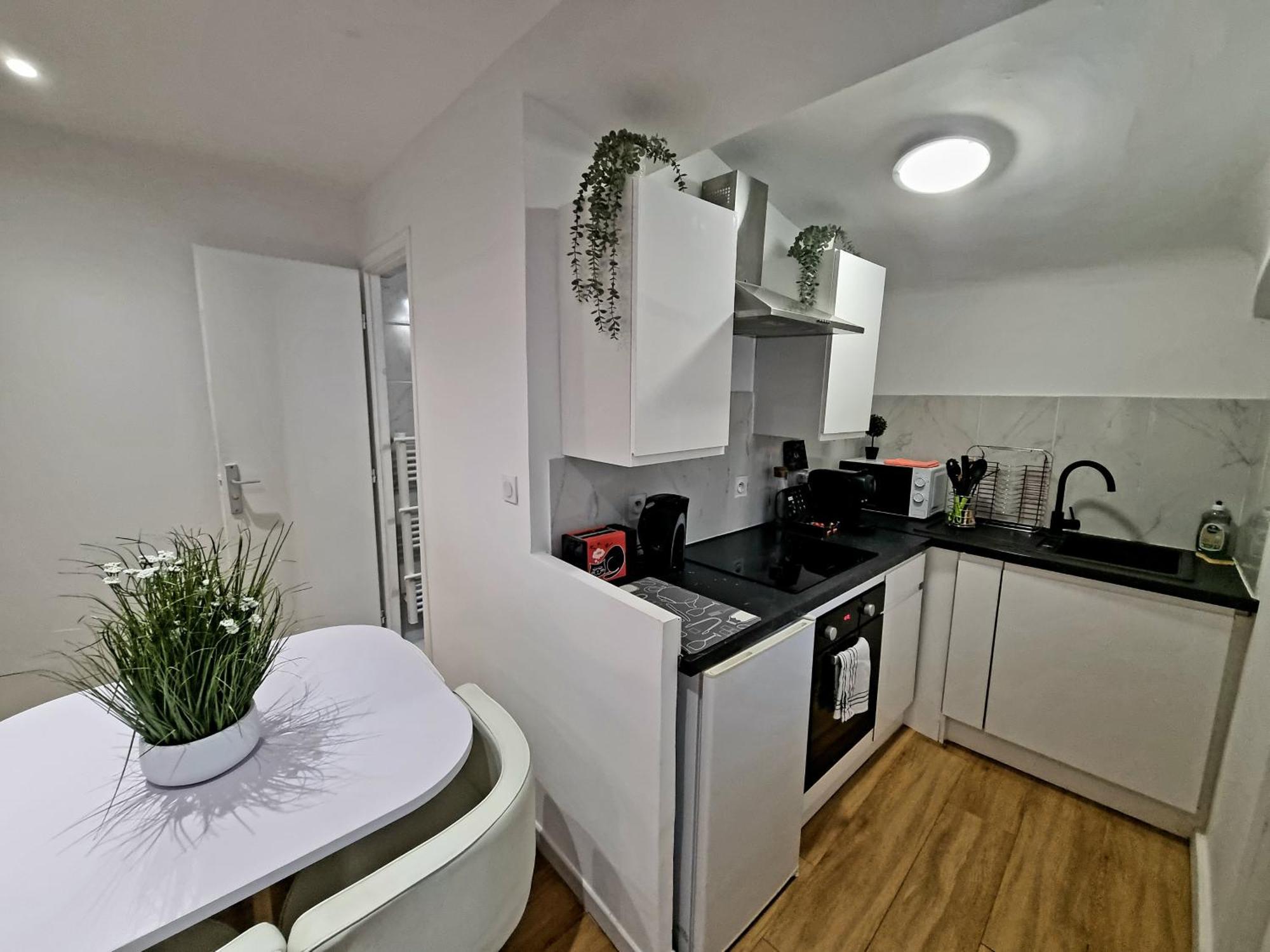 Appart T2 Vieux Port Place Daviel Marselha Exterior foto